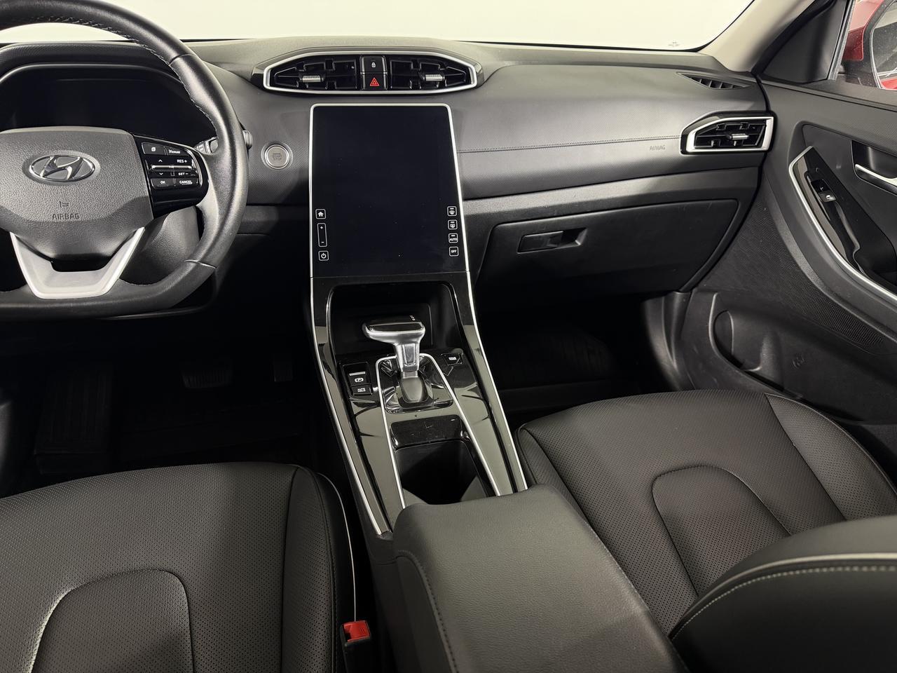 Hyundai Creta  Travel + Advanced + Двухцветная окраска кузова