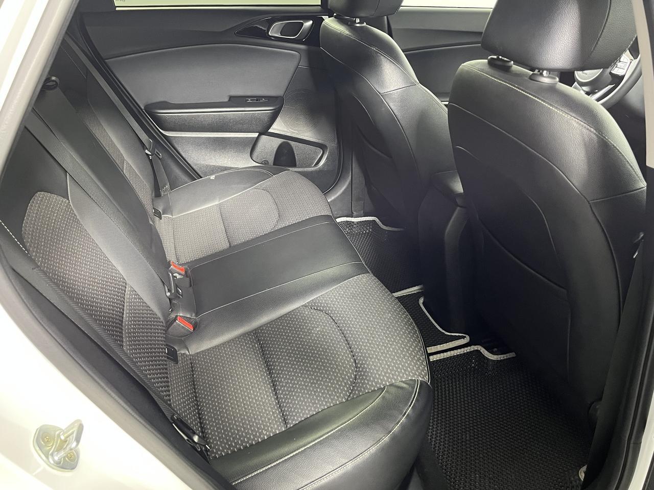 Kia Ceed  Premium