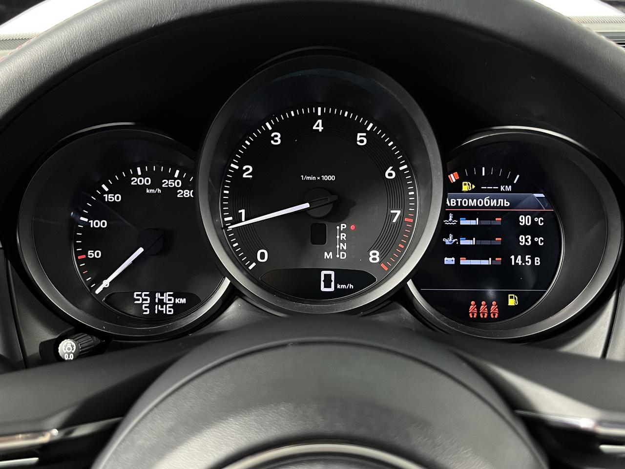 Porsche Macan  