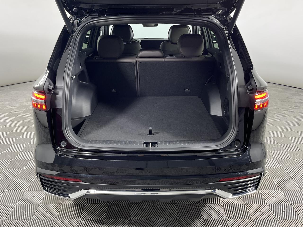 Geely Xingyue L  