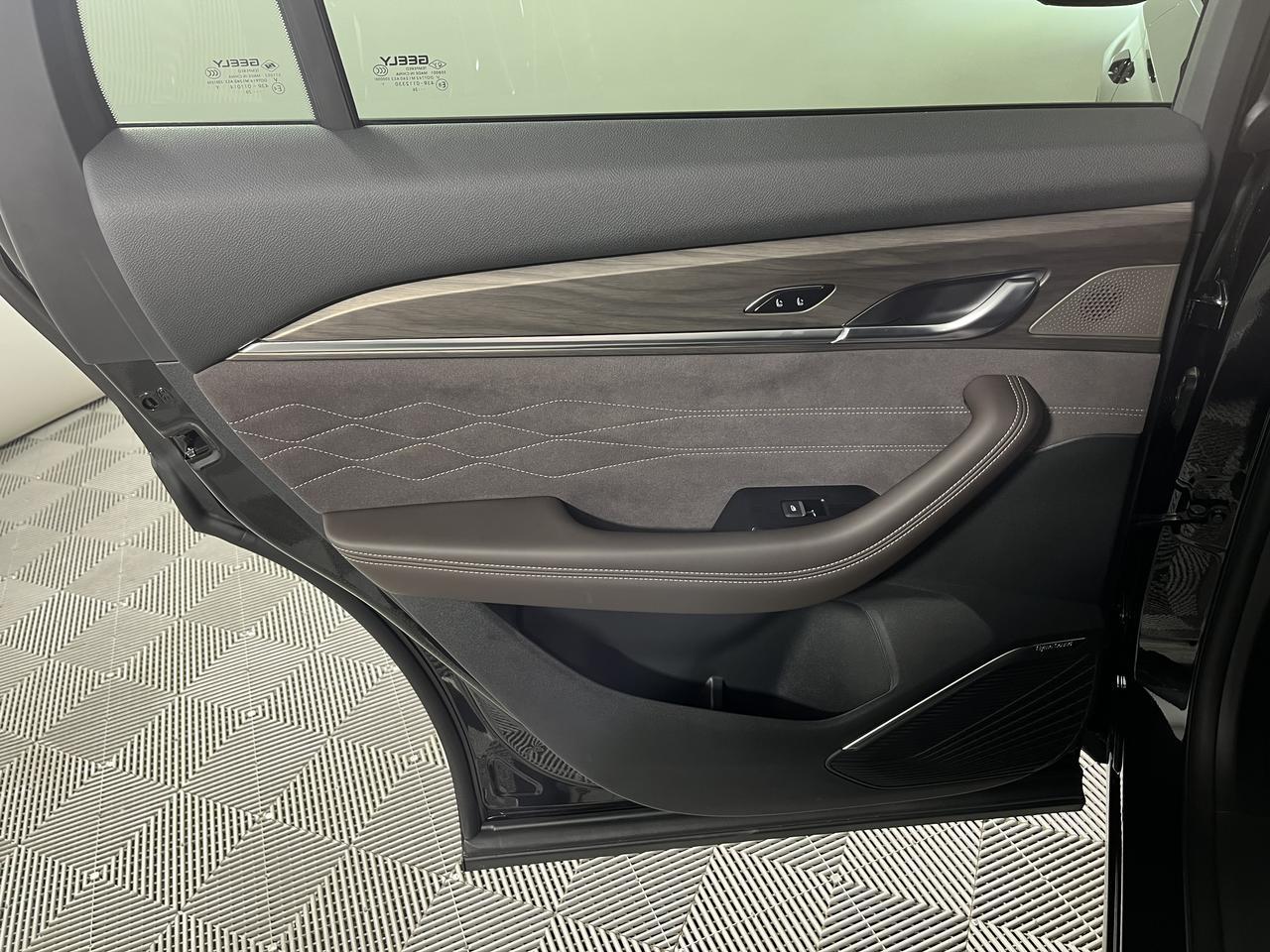 Geely Xingyue L  
