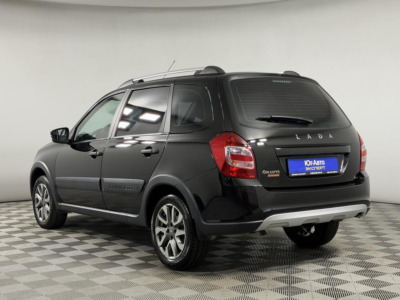 LADA (ВАЗ) Granta  (21 Classic'22+15 легкосплавные диски)