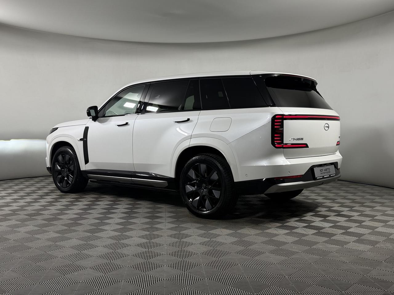 GAC GS8  