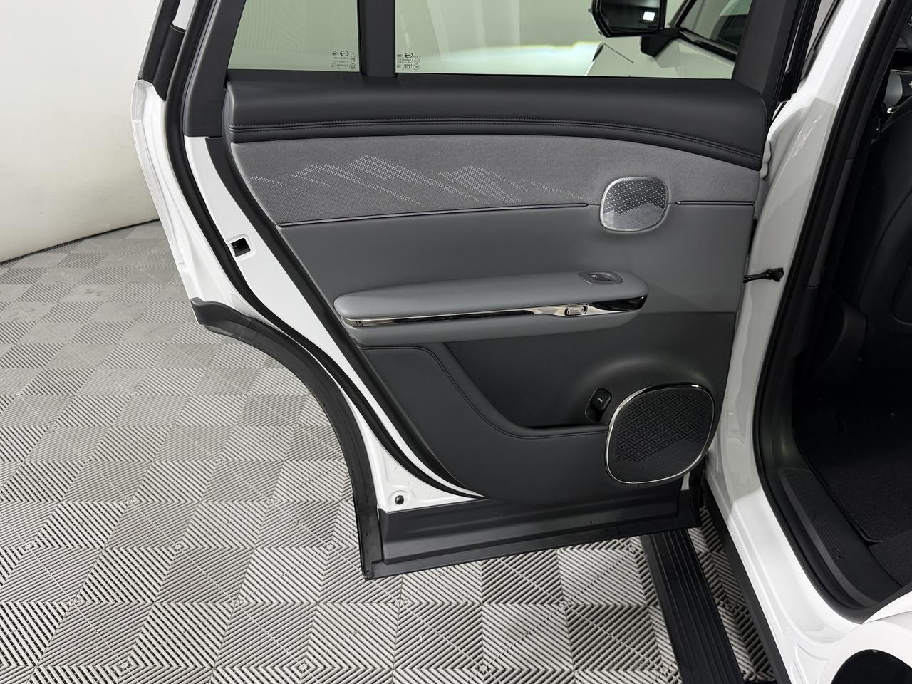 GAC GS8  