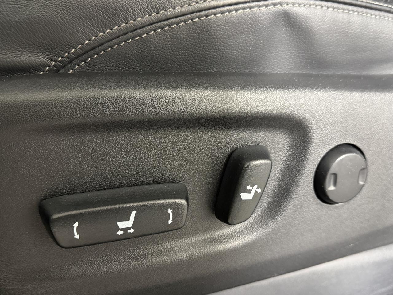 Toyota Land Cruiser Prado  Style