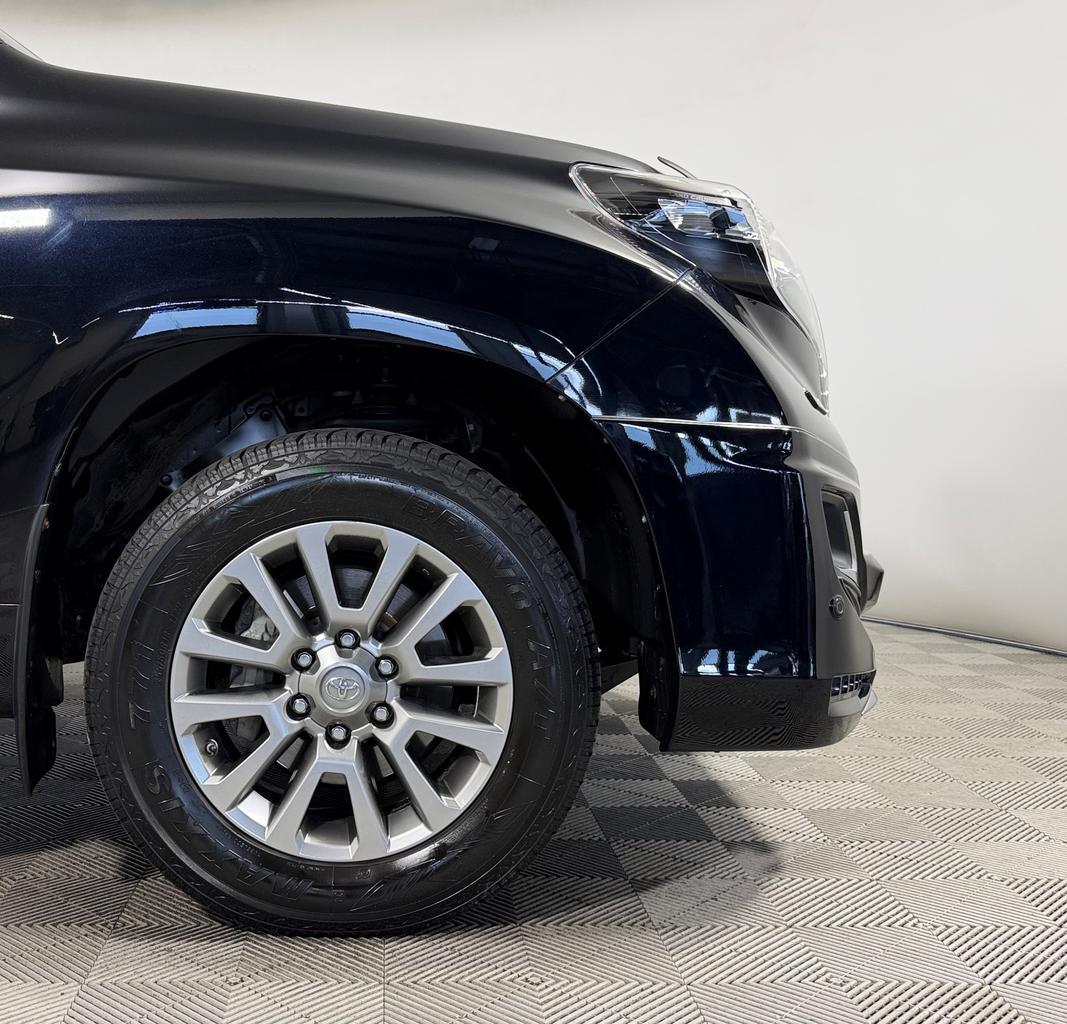 Toyota Land Cruiser Prado  Style