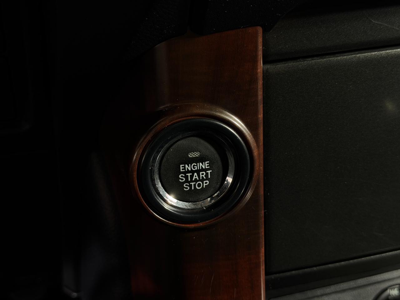 Toyota Land Cruiser Prado  Style